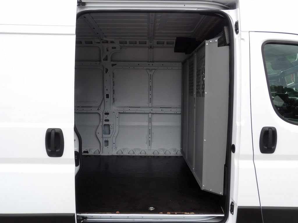 Used 2023 RAM ProMaster 2500 w/ Driver Convenience Group FWD image 27