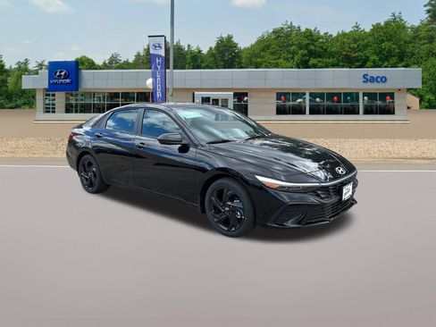 New 2026 Hyundai Elantra Sport FWD image 3