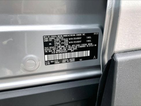 Used 2023 Toyota RAV4 LE AWD/4WD image 36
