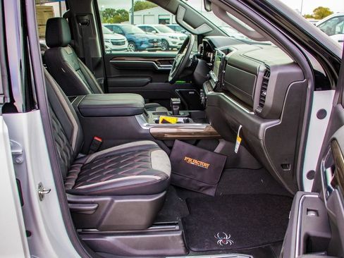 New 2025 Chevrolet Silverado 1500 RST AWD/4WD image 75