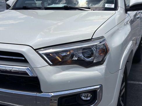 Used 2021 Toyota 4Runner Limited AWD/4WD image 9