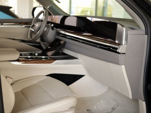 New 2025 Cadillac Escalade Premium Luxury Platinum image 45