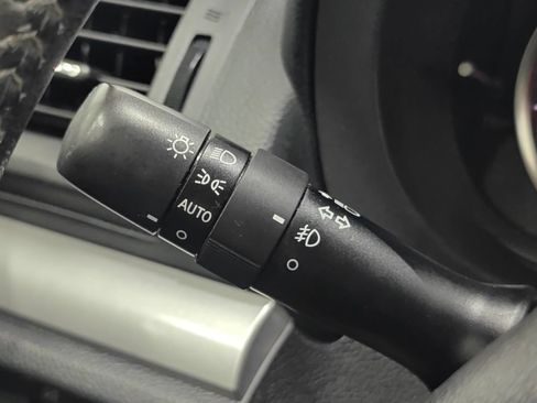 Used 2014 Subaru Forester 2.5i Limited w/ Popular Package #1 AWD/4WD image 33