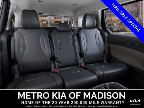 New 2026 Kia Carnival LXS FWD image 16