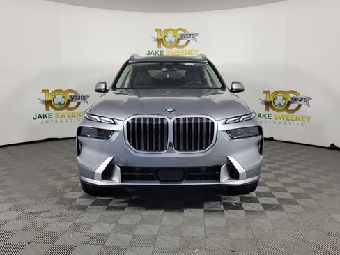 New 2026 BMW X7 xDrive40i w/ Climate Comfort Package image 2