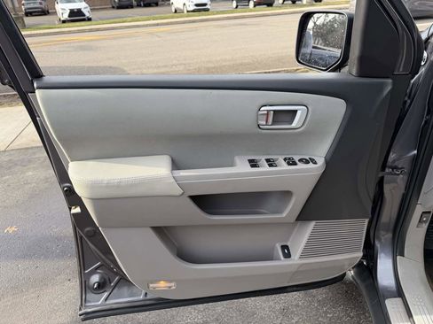 Used 2015 Honda Pilot EX image 11