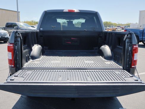 Used 2018 Ford F150 XLT image 15