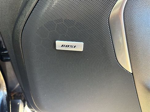 Used 2021 GMC Yukon XL SLT w/ SLT Premium Package image 20