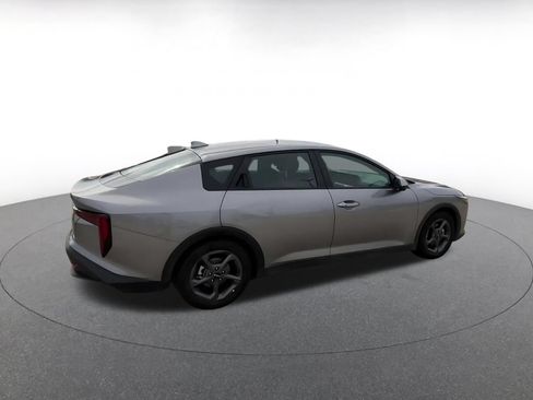 Used 2025 Kia K4 FWD image 15