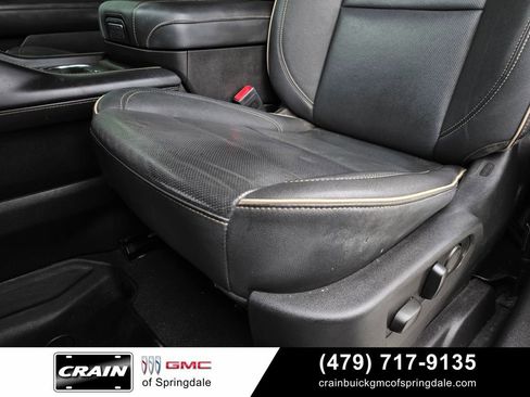 Used 2023 GMC Yukon SLT w/ SLT Premium Package AWD/4WD image 23