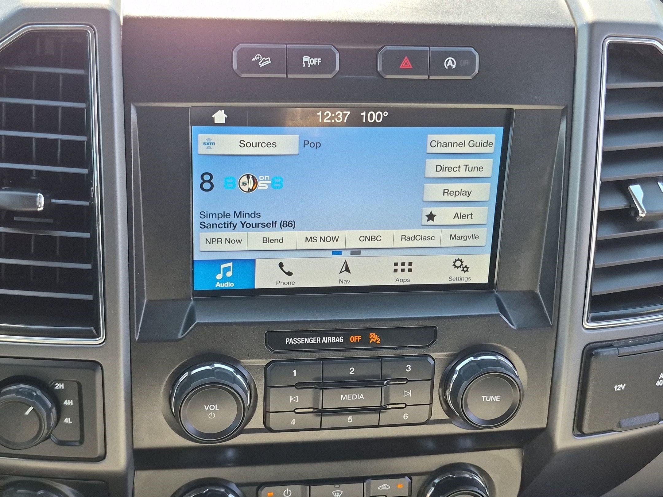 Used 2019 Ford F150 XLT w/ Equipment Group 302A Luxury AWD/4WD image 22