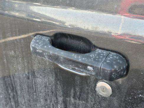 Used 2023 Jeep Gladiator Mojave image 24