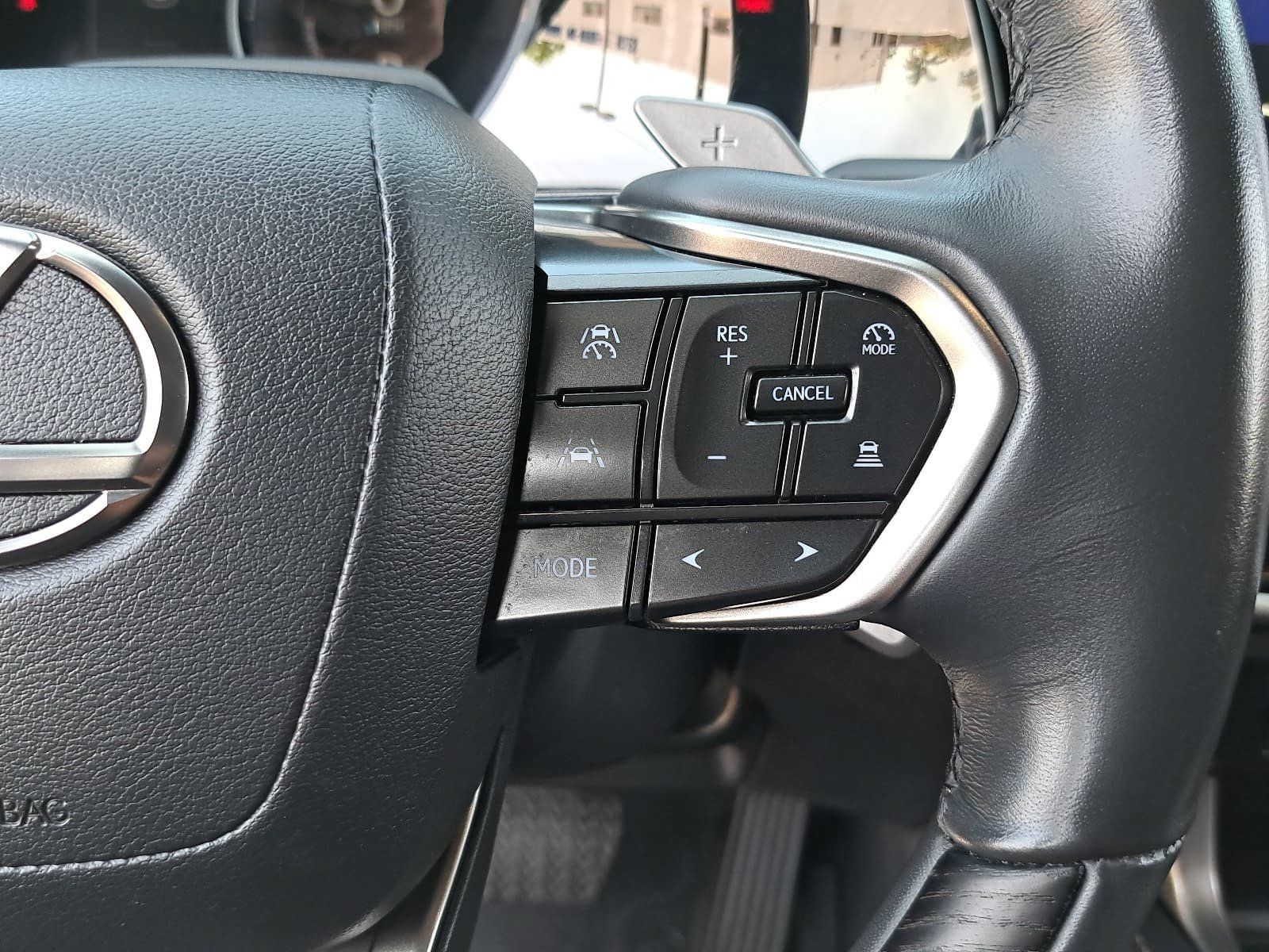 Used 2024 Lexus RX 350h w/ Convenience Package AWD/4WD image 20