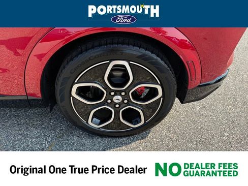 Certified 2023 Ford Mustang Mach-E GT image 25