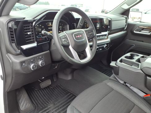 Certified 2026 GMC Sierra 1500 Elevation image 22