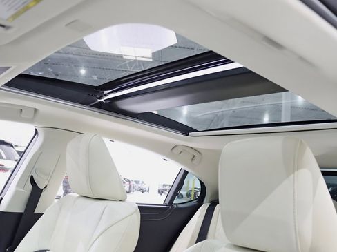 Used 2022 Lexus ES 350 Ultra Luxury image 30