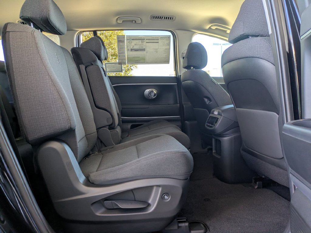 New 2026 Hyundai Ioniq 9 S RWD image 10
