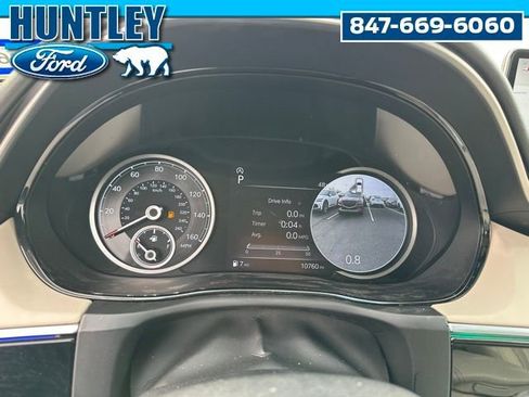 Used 2024 Genesis GV70 2.5T w/ Advanced Package AWD/4WD image 35