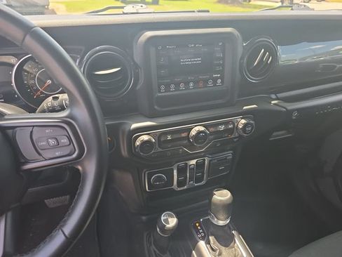 Used 2020 Jeep Wrangler Unlimited Sport AWD/4WD image 20