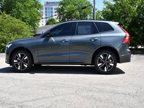 New 2026 Volvo XC60 B5 Plus w/ Protection Package Premier AWD/4WD image 4