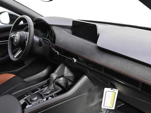 Used 2025 MAZDA MAZDA3 Carbon image 15