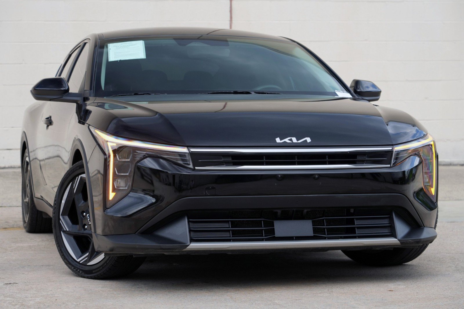 Used 2025 Kia K4 EX FWD image 2