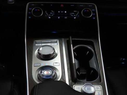 Used 2024 Genesis GV80 2.5T image 10