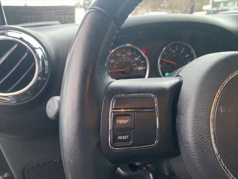 Certified 2018 Jeep Wrangler Unlimited Sport S image 22