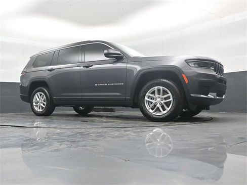 New 2025 Jeep Grand Cherokee L Laredo image 40