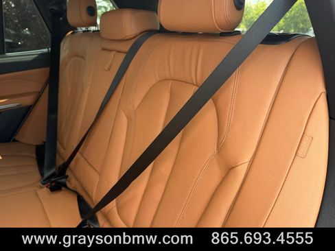Used 2021 BMW X5 xDrive45e w/ Executive Package AWD/4WD image 18