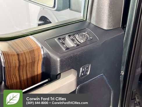 Used 2015 Ford F150 Lariat w/ Equipment Group 502A Luxury image 11