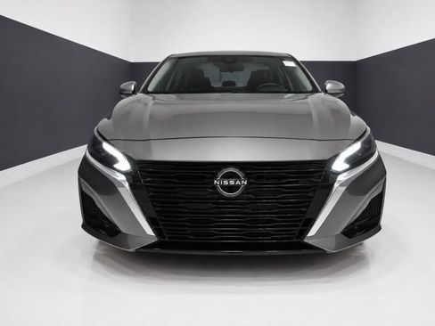Certified 2023 Nissan Altima 2.5 SL AWD/4WD image 6