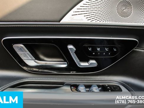 Used 2022 Mercedes-Benz SL 55 AMG 4MATIC image 36