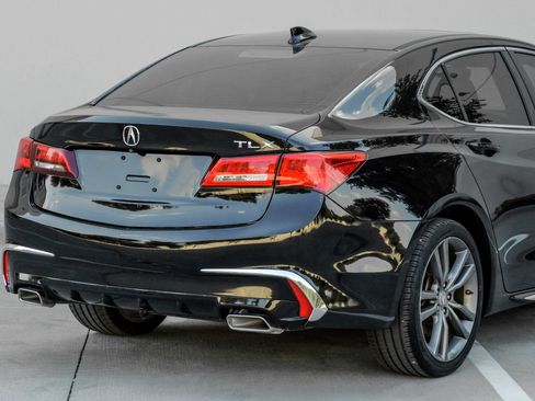 Used 2019 Acura TLX w/ Technology Package FWD image 13