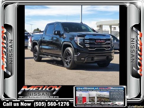 Used 2022 GMC Sierra 1500 SLT image 3