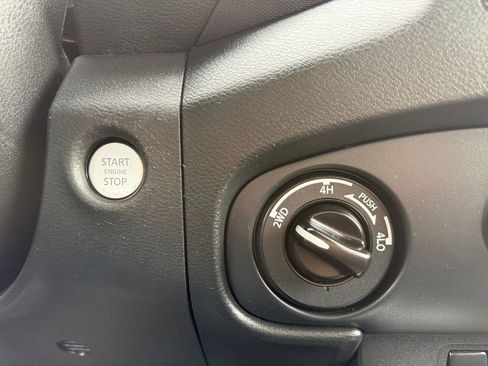Certified 2022 Nissan Frontier S w/ Technology Package AWD/4WD image 31