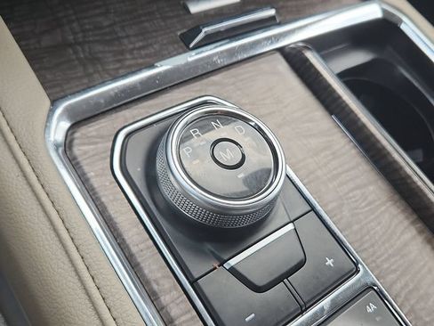 Certified 2018 Ford Expedition Limited AWD/4WD image 10
