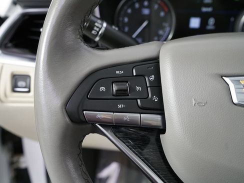 Used 2023 Cadillac XT6 Premium Luxury w/ Technology Package AWD/4WD image 34