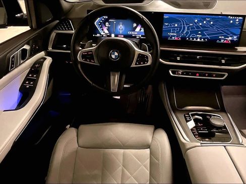 Used 2025 BMW X5 xDrive40i image 6