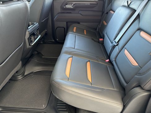 Used 2026 GMC Sierra 2500 AT4 w/ AT4 Premium Plus Package image 52