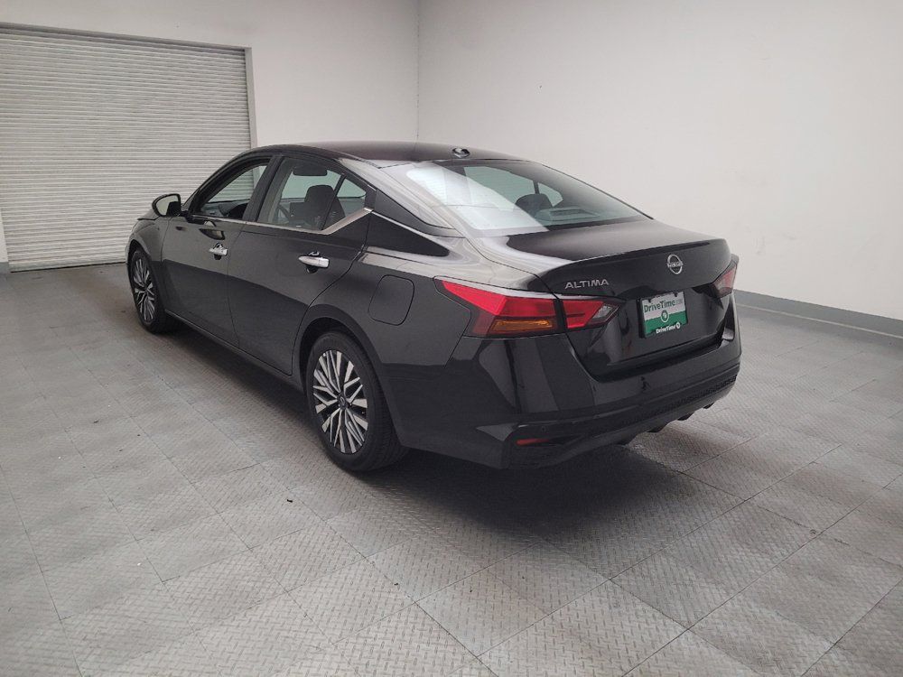 Used 2025 Nissan Altima 2.5 SV FWD image 5