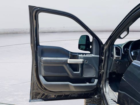 Used 2022 Ford F250 Lariat AWD/4WD image 13