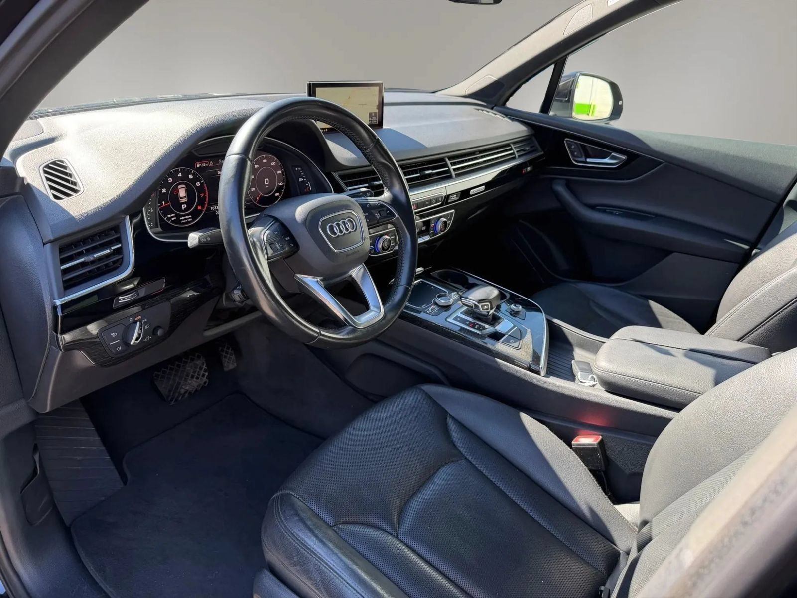 Used 2017 Audi Q7 3.0T Premium Plus AWD/4WD image 11
