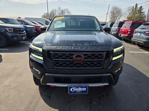 Used 2023 Nissan Frontier PRO-4X w/ Pro Convenience Package image 2