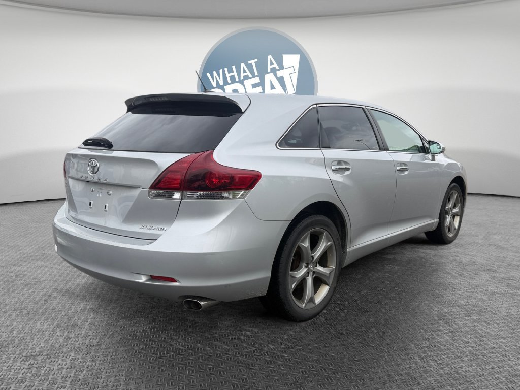 Used 2013 Toyota Venza XLE AWD/4WD image 3