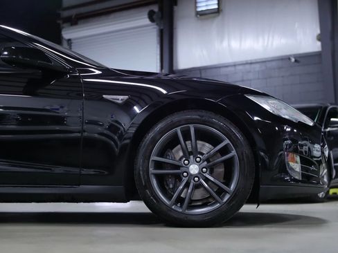 Used 2013 Tesla Model S image 9