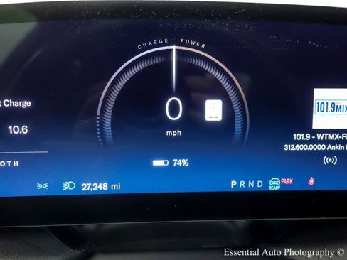 Used 2023 Lucid Air Touring image 17