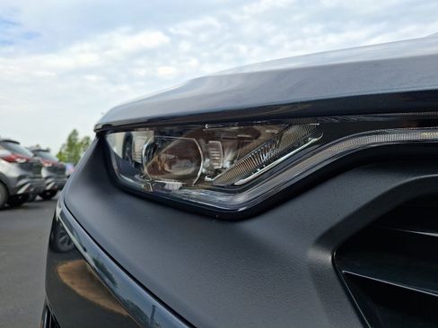 Used 2022 Chevrolet Camaro LT w/ RS Package RWD image 9