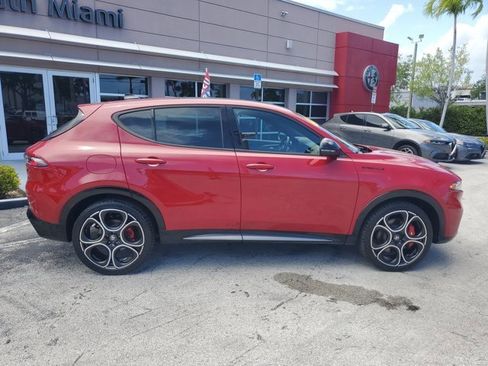 Used 2024 Alfa Romeo Tonale Speciale AWD/4WD image 8