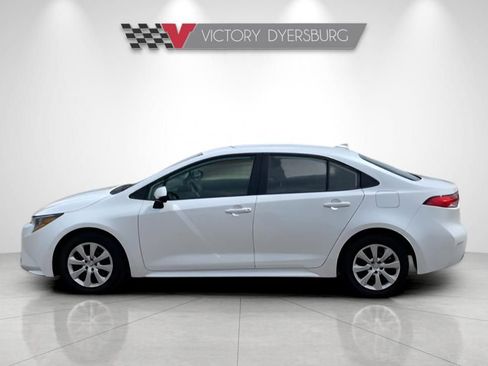 Used 2026 Toyota Corolla LE FWD image 5